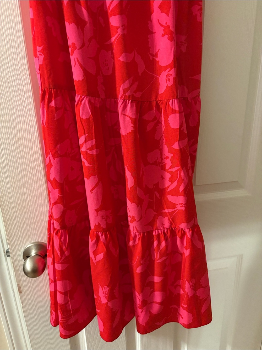 SHEIN Red & Pink Floral Tiered Dress - Picture 5 of 8